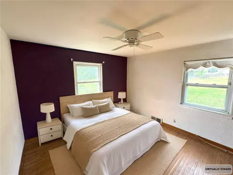 Bedroom - 488 Meadow Rd, Irwin, PA 15642 photo 1 of 7