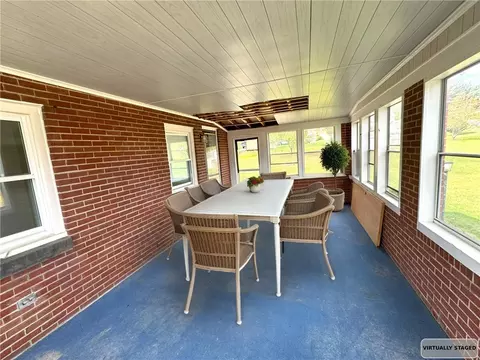 Exterior - 488 Meadow Rd, Irwin, PA 15642 photo 2 of 4