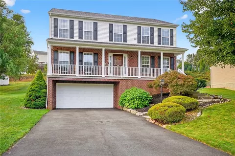 224 Field Club Cir, Mckees Rocks, PA 15136