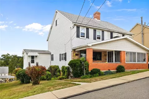 37 Lincoln St, Cokeburg, PA 15324