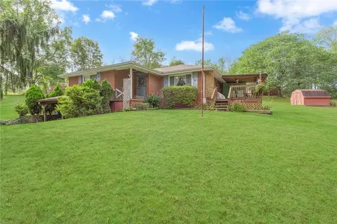 136 Kelly Rd, Industry, PA 15052