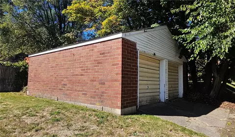 143 E 1435 E Winter Ave, New Castle, PA 16101 photo 32