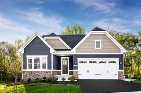 287 Dana Dr, Eighty Four, PA 15330