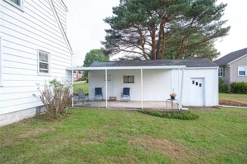 Exterior - 1705 9th Ave, Irwin, PA 15642 photo 3 of 5