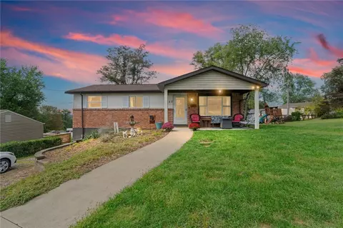 722 Vanderbilt Dr, Monroeville, PA 15146