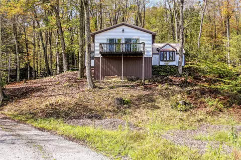 102 Snee Ln, Champion, PA 15622