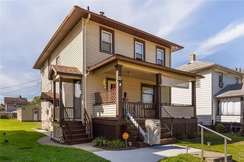 326-328 Sherman Ave, Sharon, PA 16146