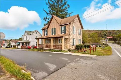 160 Church St, Hooversville, PA 15936