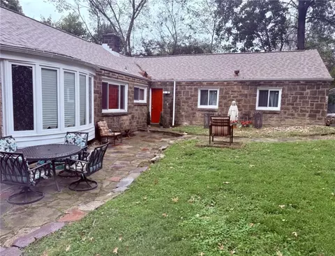 1730 Graham Blvd, Pittsburgh, PA 15235