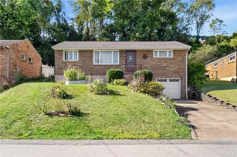 3606 Wallace Dr, Pittsburgh, PA 15227