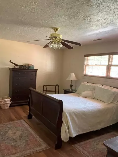 Bedroom - 106 Spring Dr, Apollo, PA 15613 photo 1 of 8