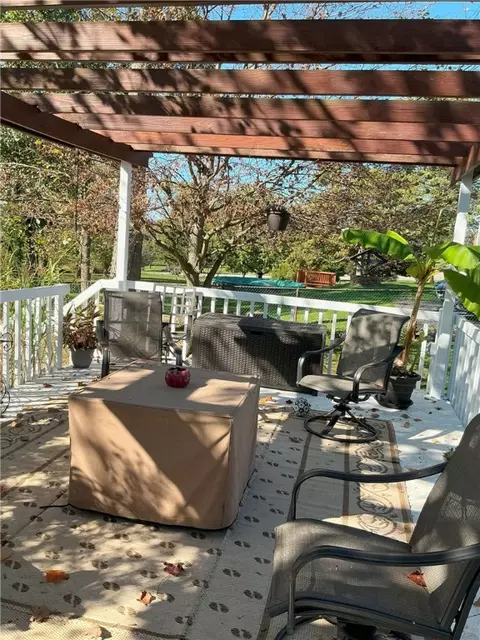 Exterior - 106 Spring Dr, Apollo, PA 15613 photo 7 of 8