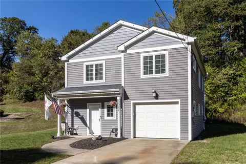 5027 Thoms Run Rd, Oakdale, PA 15071