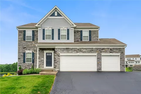 12 Pony Ct, Imperial, PA 15126
