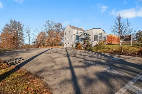 619 E Mcmurray, Mcmurray, PA 15317