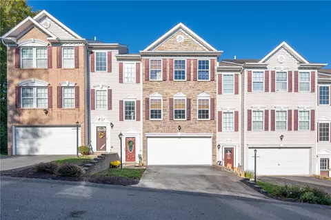 116 Alderwood Dr, Greensburg, PA 15601
