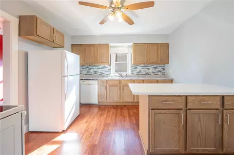 Kitchen - 570 Unity St, Latrobe, PA 15650 photo 1 of 4