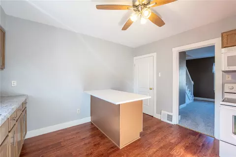 Kitchen - 570 Unity St, Latrobe, PA 15650 photo 4 of 4
