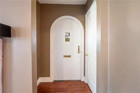 Entry Way - 570 Unity St, Latrobe, PA 15650 photo 1 of 2