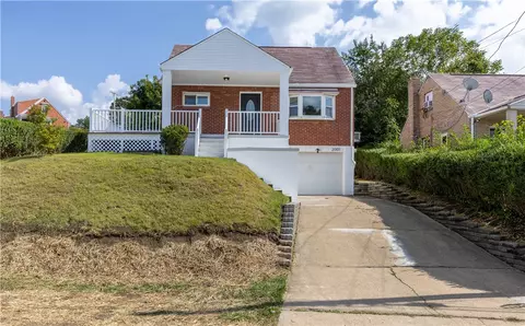 2001 Ohio Ave, West Mifflin, PA 15122