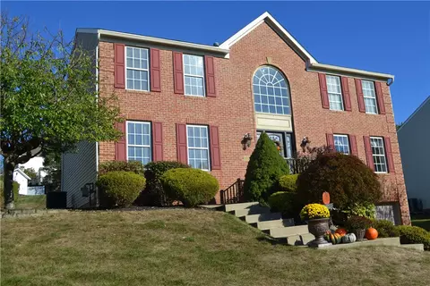 138 Valley View Dr, Belle Vernon, PA 15012