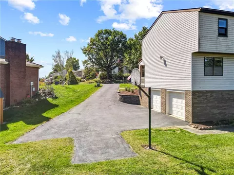 43 Barri Dr, Irwin, PA 15642 photo 37