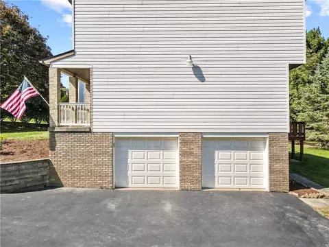 43 Barri Dr, Irwin, PA 15642 photo 36