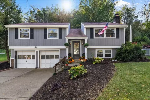 10 Pheasant Run Dr, Export, PA 15632