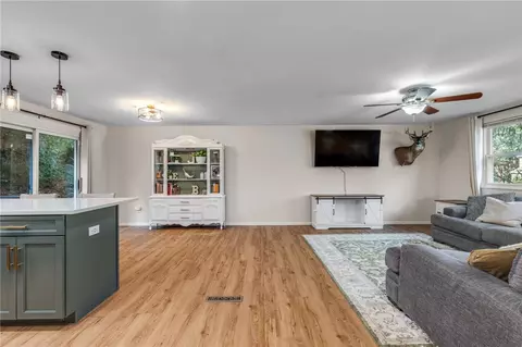 Living - 10 Pheasant Run Dr, Export, PA 15632 photo 1 of 1