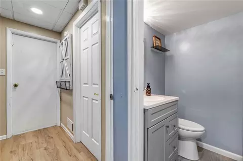 Entry Way - 10 Pheasant Run Dr, Export, PA 15632 photo 1 of 1