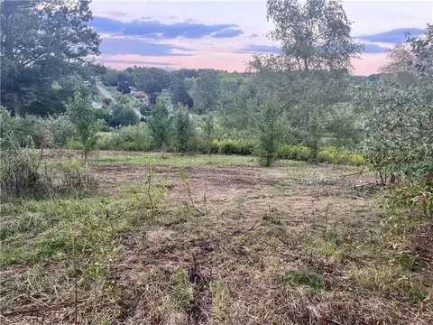 lot Apt 2 Saxonburg Rd, Butler, PA 16002