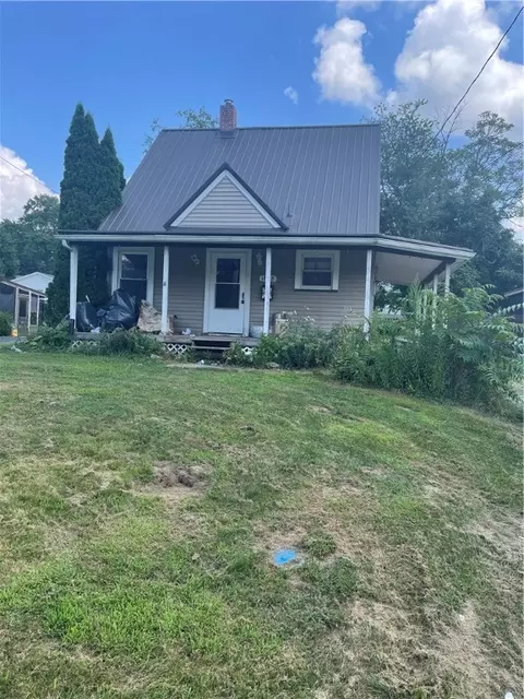 1648 Katherine St, New Castle, PA 16105