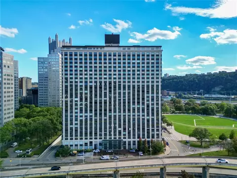 320 Fort Duquesne Blvd #19L, Pittsburgh, PA 15222