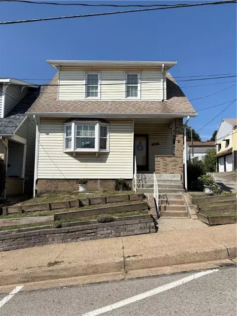 1407 Drey St, Arnold, PA 15068