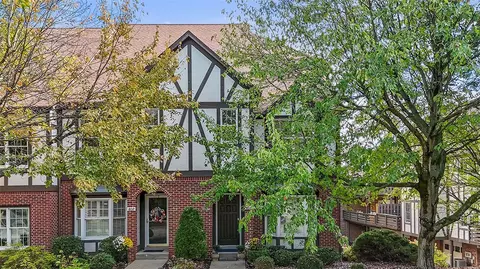804 Kingsberry Cir, Pittsburgh, PA 15234