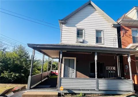129 3rd Ave, Braddock, PA 15104
