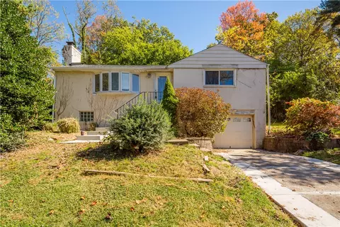 1024 Old Washington Rd, Canonsburg, PA 15317