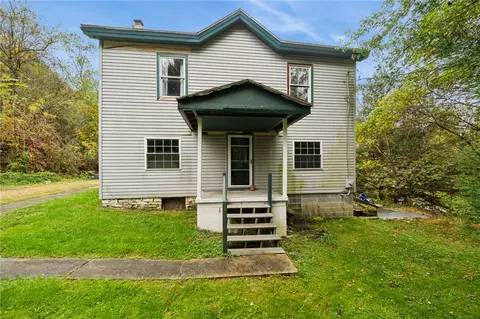 33 Timberlane Rd, Herminie, PA 15637