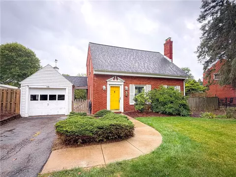 16 Old Ox Rd, Bethel Park, PA 15102