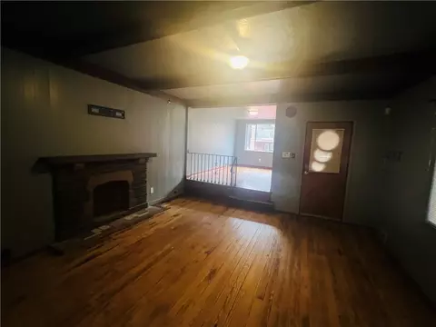 272 Fleet St, Braddock, PA 15104 photo 3