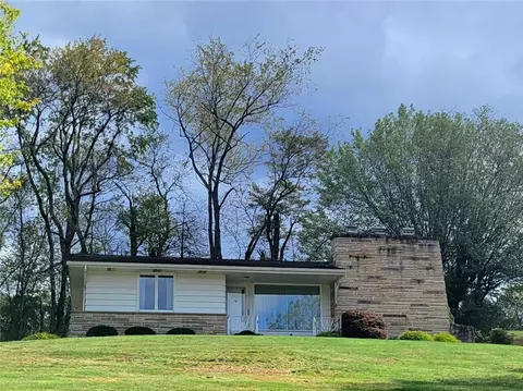 Exterior - 2903 Italy Rd, Export, PA 15632 photo 3 of 10