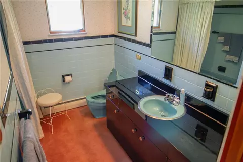 Bath - 2903 Italy Rd, Export, PA 15632 photo 1 of 2