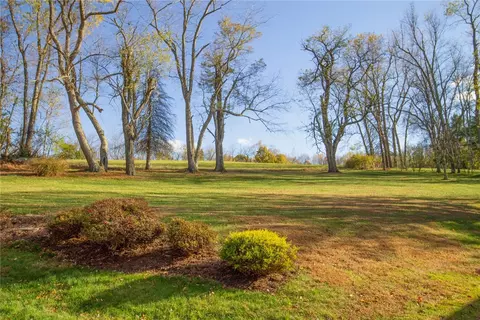 Exterior - 2903 Italy Rd, Export, PA 15632 photo 8 of 10