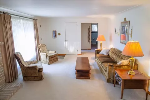 Living - 2903 Italy Rd, Export, PA 15632 photo 2 of 5