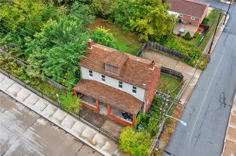 View/Area - 1599 Fallowfield, Pittsburgh, PA 15216 photo 3 of 4