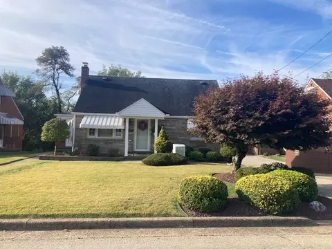 54 Scenery Blvd, Monessen, PA 15062