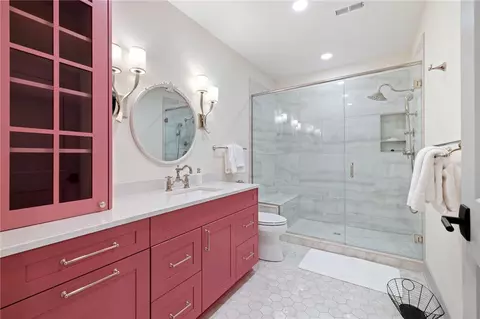 Bath - 809 Mount Pleasant Rd, Mars, PA 16046 photo 5 of 5