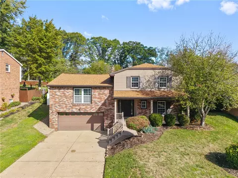 174 N Jamestown Rd, Coraopolis, PA 15108