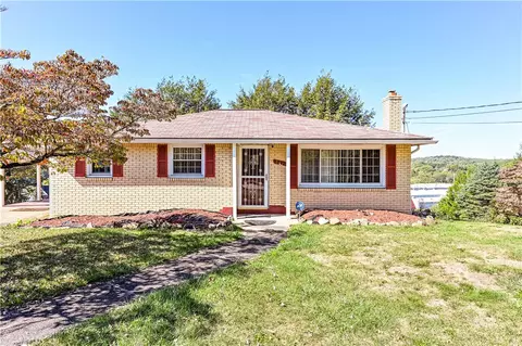 819 N 2nd St, Jeannette, PA 15644