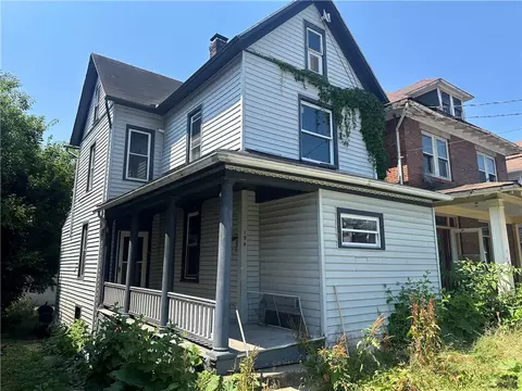 194 David, Johnstown, PA 15902